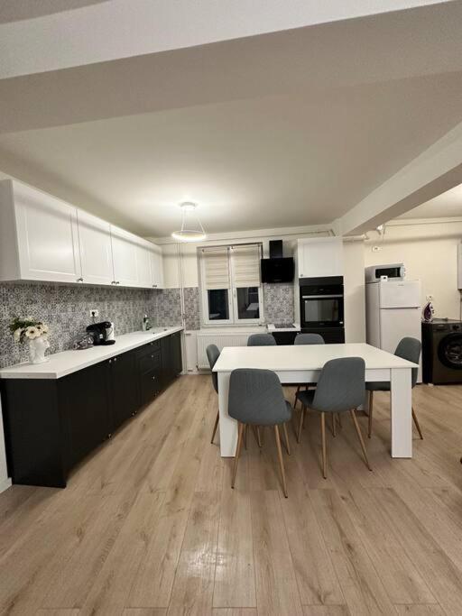 Ultracentral Luxury Apartament Timisoara Bagian luar foto
