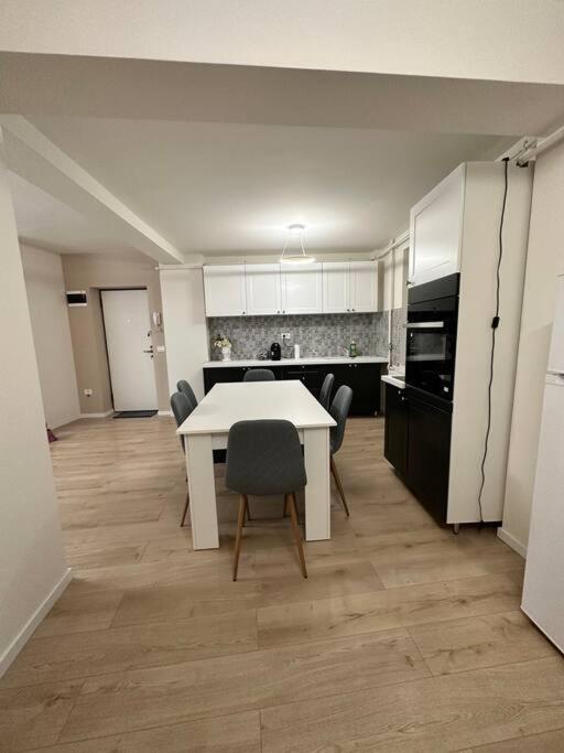 Ultracentral Luxury Apartament Timisoara Bagian luar foto